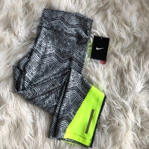 Nike Snake Print Capri Workout Leggings